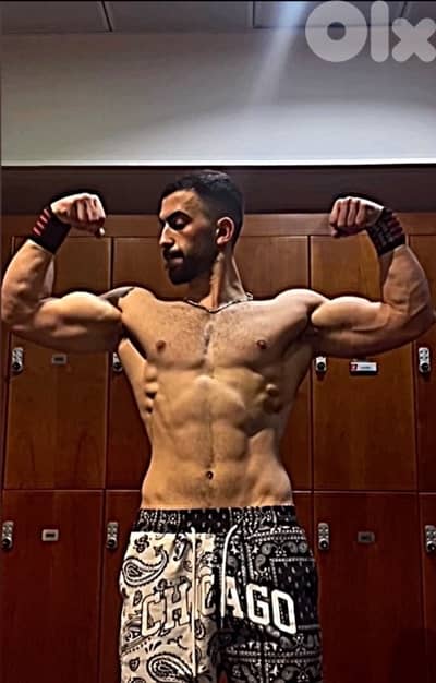 مدرب لياقة بدنية