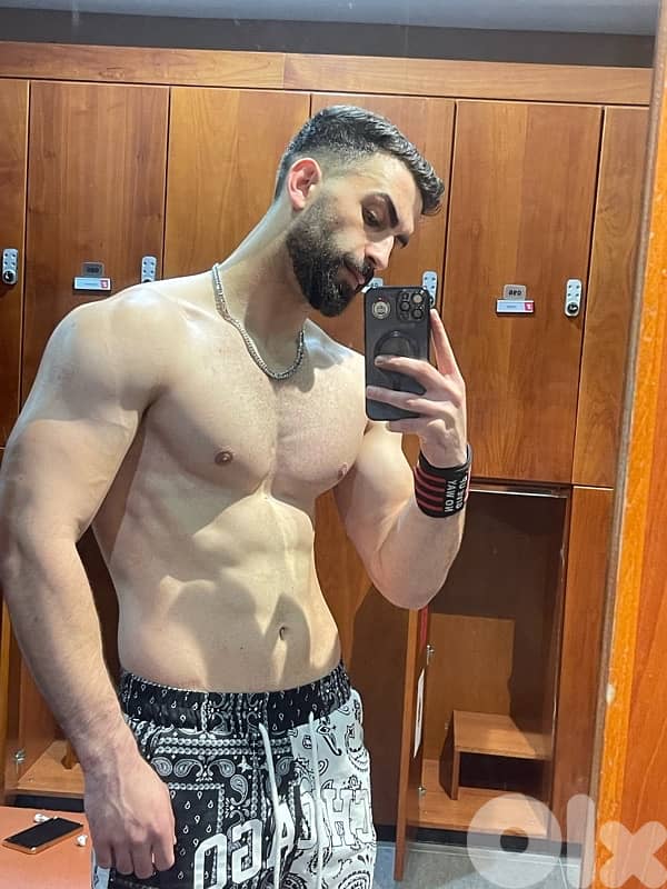 مدرب لياقة بدنية 3