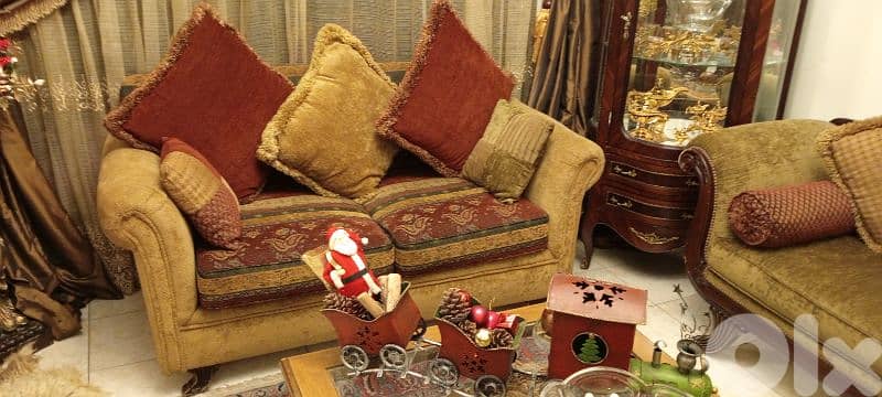 2 sofas 1 for 3 seaters 1 for 2 seaters 225$ شغل عز الدين 1