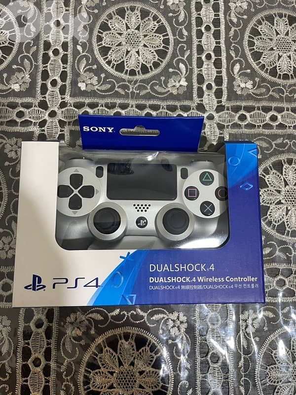 Original Ps4 controller woth warranty 1
