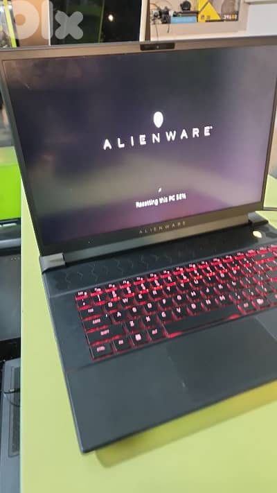 Alienware dell 4070 i7 13 good condition 32g 1 terra trades accepted