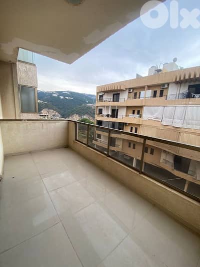 Apartment for sale in Biaqout 190000$ شقة للبيع في بياقوت