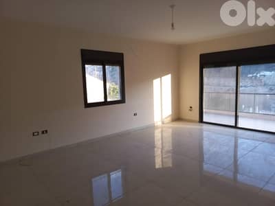 Apartmet for sale in Batroun - شقة للبيع في البترون