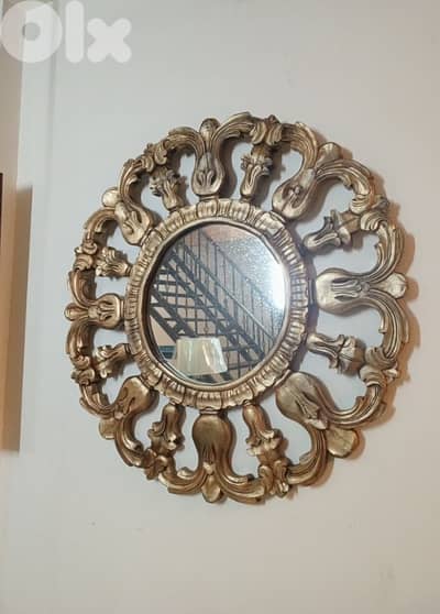 golden carved mirror