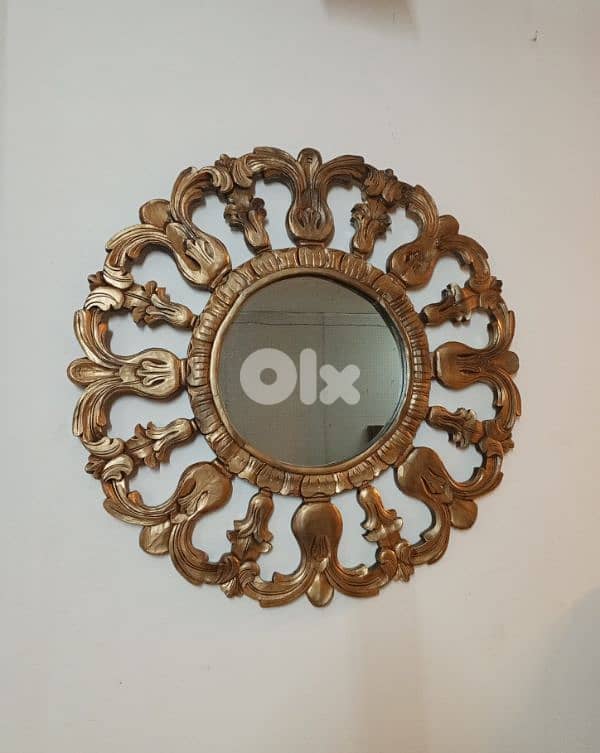 golden carved mirror 1
