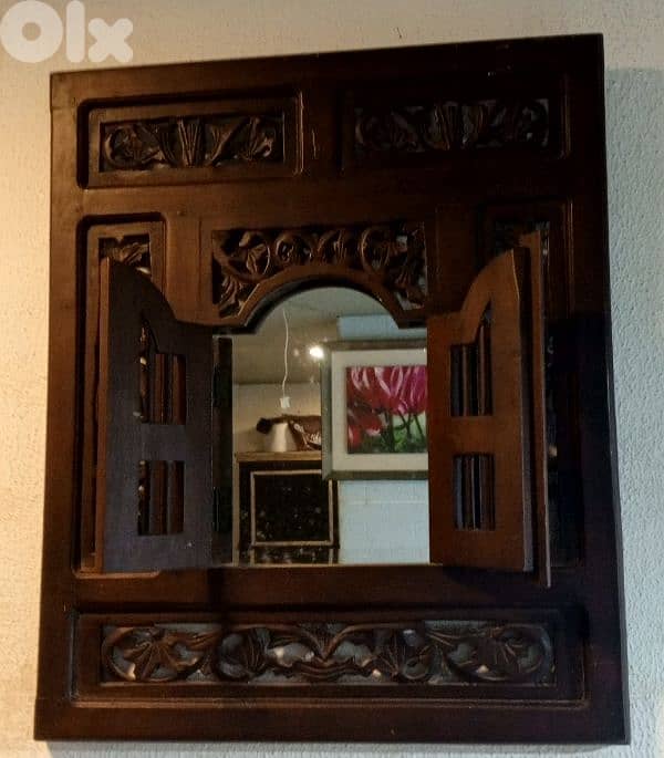 mahogany window mirror 1