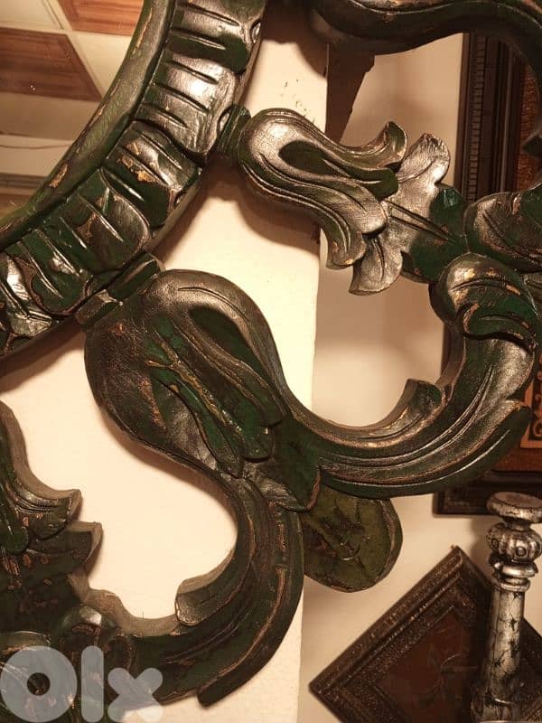 carved jade mirror with gold patina 1