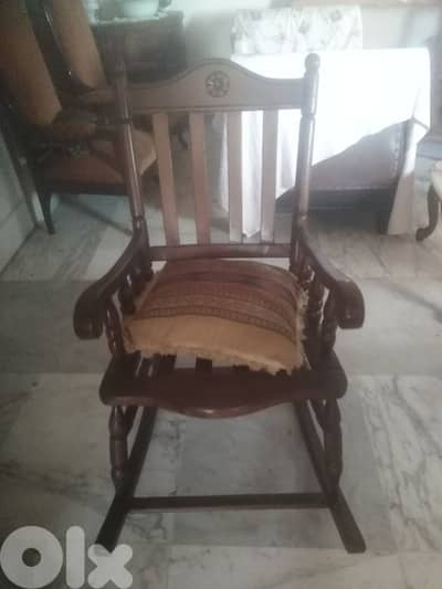 كرسي هزاز مصرية