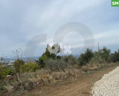 للبيع أرض في كروم عرب بمساحة 1800 م REF#SM130397