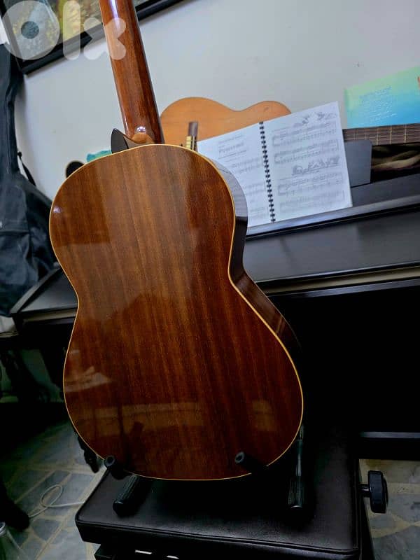 Admira Sevilla Classical Guitar Made in Spain غيتار  أدميرا اسباني 6