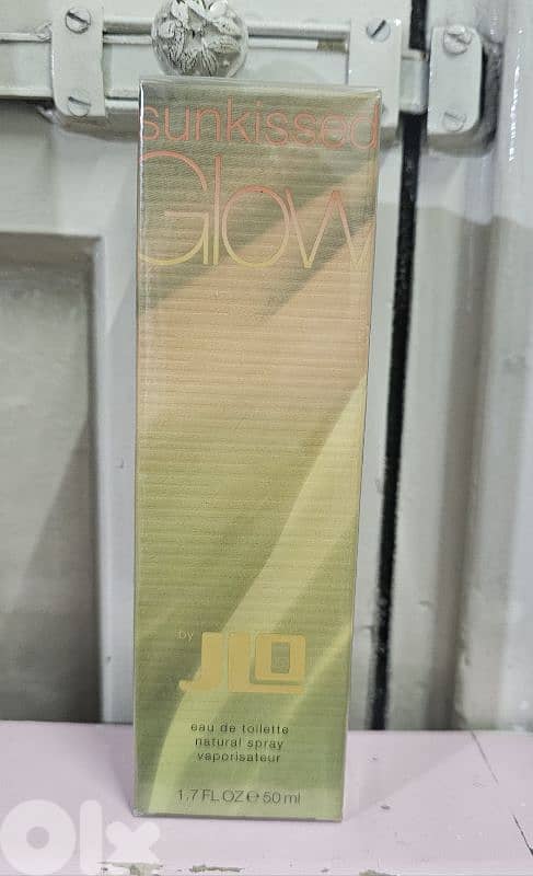 Miami Glow by Jlo 50ml عطر فريش ثبات  عالي جديدة بعدا مختومة 1