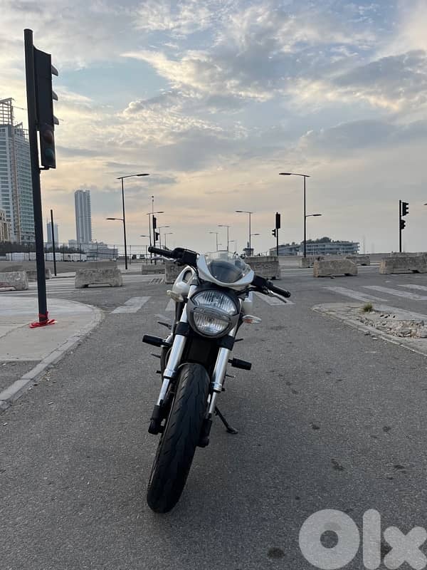 Ducati monster 696 2009 2