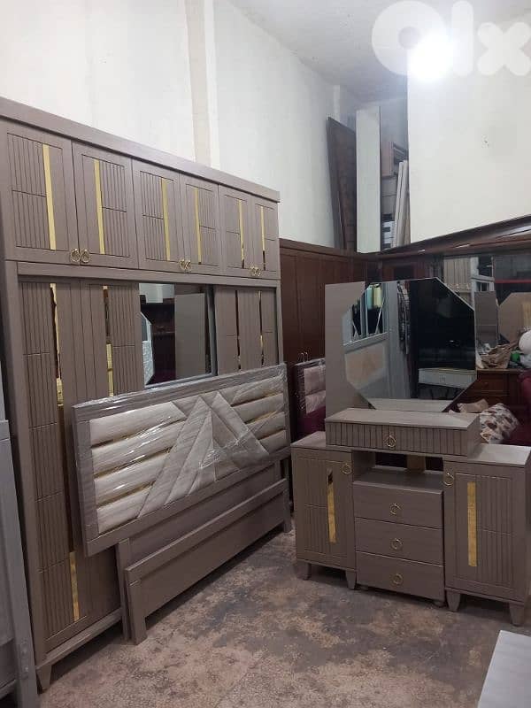 عررررض بس لااسبوع  وكسر الاسعار بس 450$  غرفه نوم كتير 2