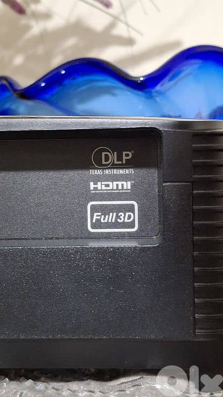 لقطة: بروجكتر Optoma أصلي - بحكم الجديد (مستخدم 88 ساعة فقط!) 4