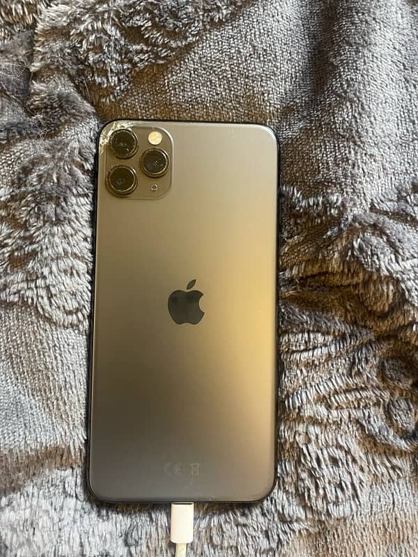 iphone 11 pro max 512 gb ktir ndif kelshi she8al fi 2