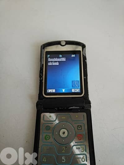 Old Motorola V3 Razr (read details) - Not Negotiable