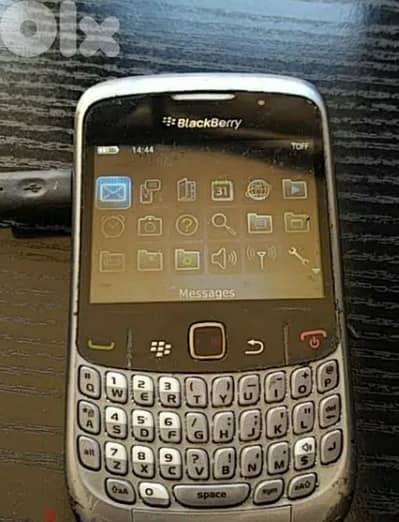 Old Blackberry Curve (read details) - Not Negotiable