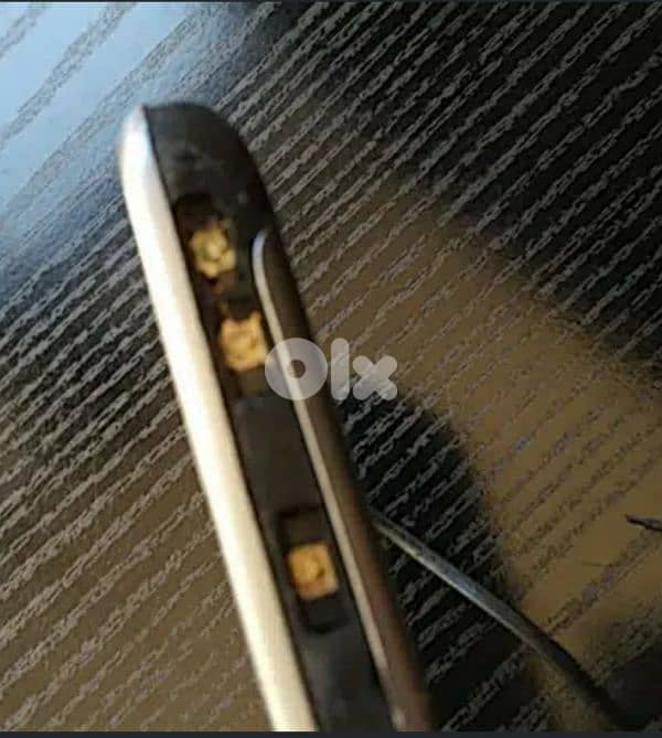 Old Blackberry Curve (read details) - Not Negotiable 3