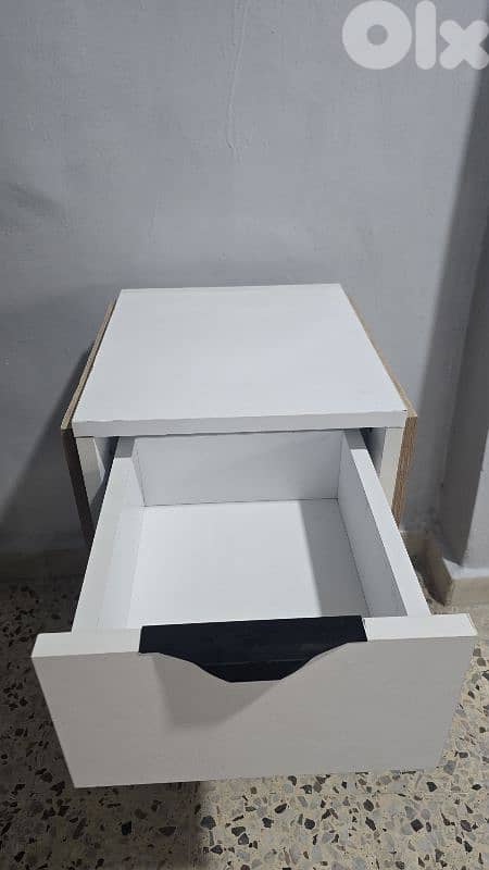 طاولة مستعملي اخت لجديده 2