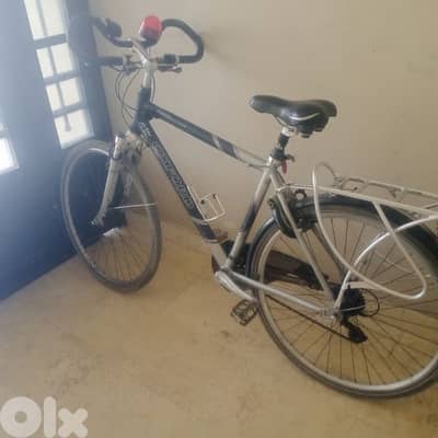 بيسكليت فرنسية أصلية اكبر حجم 32 السعر الجديد 950 يورو للبيع 350 دولار