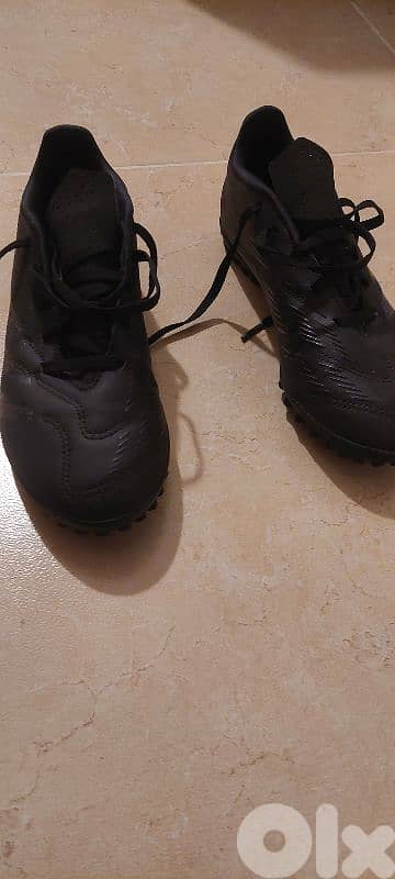 football shoes original 3