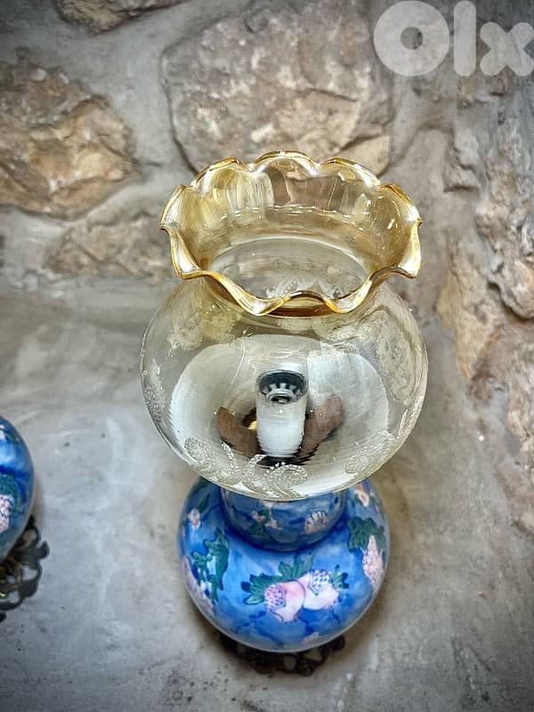 Pair of European Antique Oil Lamps – c. 1890 3