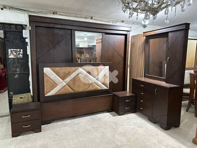 اوضة نوم شغل توصاية سحاب شبه جديدة