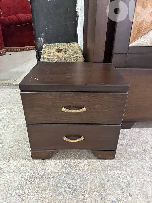 اوضة نوم شغل توصاية سحاب شبه جديدة 8