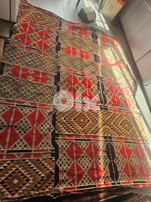 قعدة عربية عالية عن الأرض للصالون جداد 4