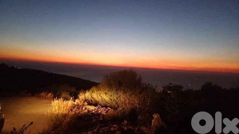 lands for sale in Ibrin أرض للببع في عبرين 1