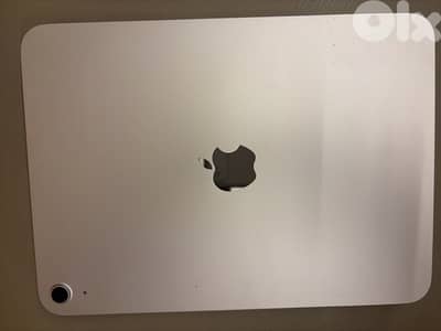 iPad (A16) 2025 11” with 128 GB and keyboard cover rarely used