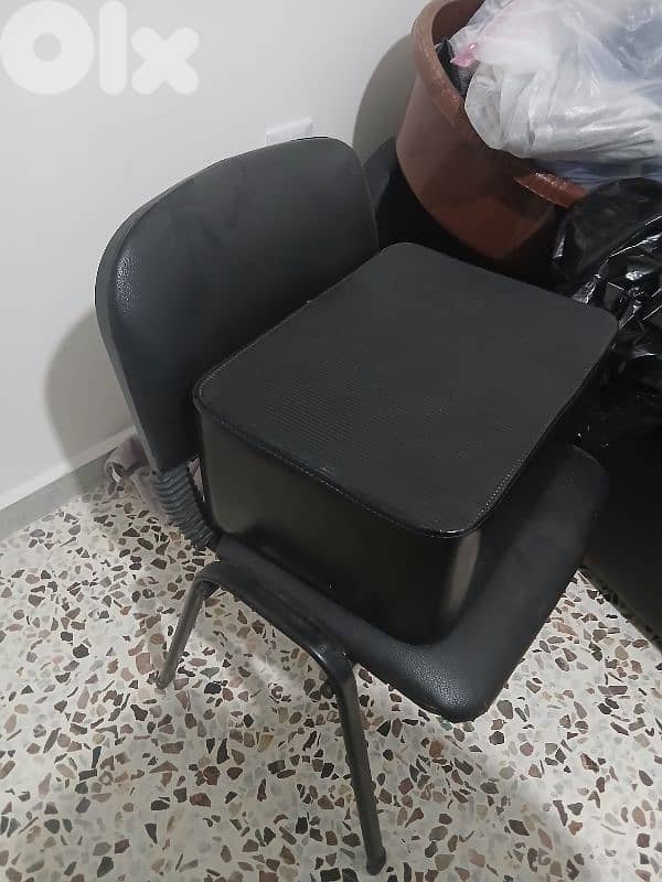 صالون حلاقة كامل للبيع 3