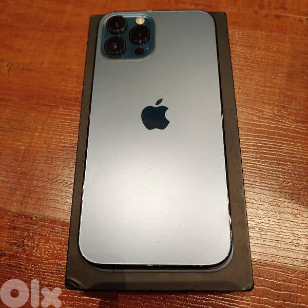 iPhone 12 pro max like new barely used 1