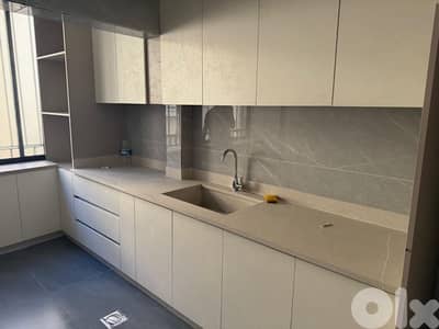 FOR SALE - spacious apartment in Ras el nabaa