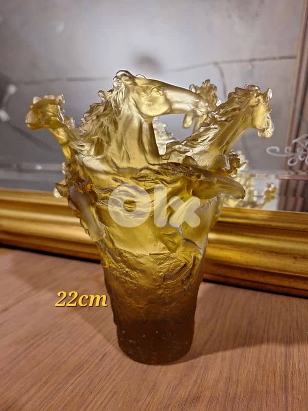 vase daum France colored anbari unique pieces 2