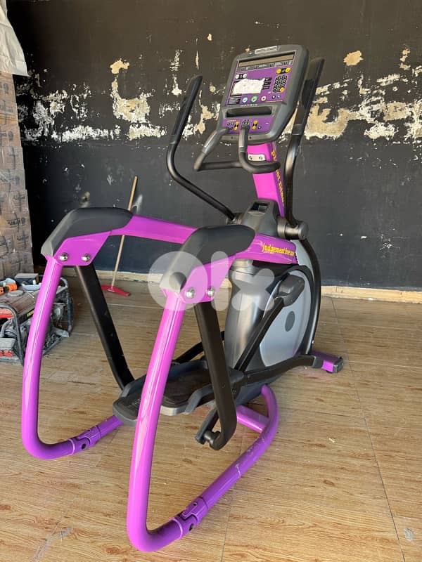 نادي حديد أميركي للبيع 1