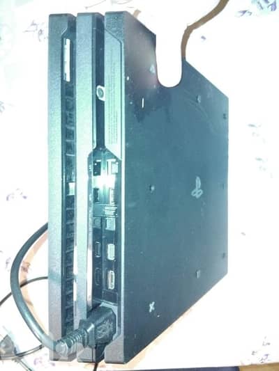 PS4 PRO 1TB , EXCELLENT CONDITION PS4 PRO 1TB , EXCELLENT CONDITION