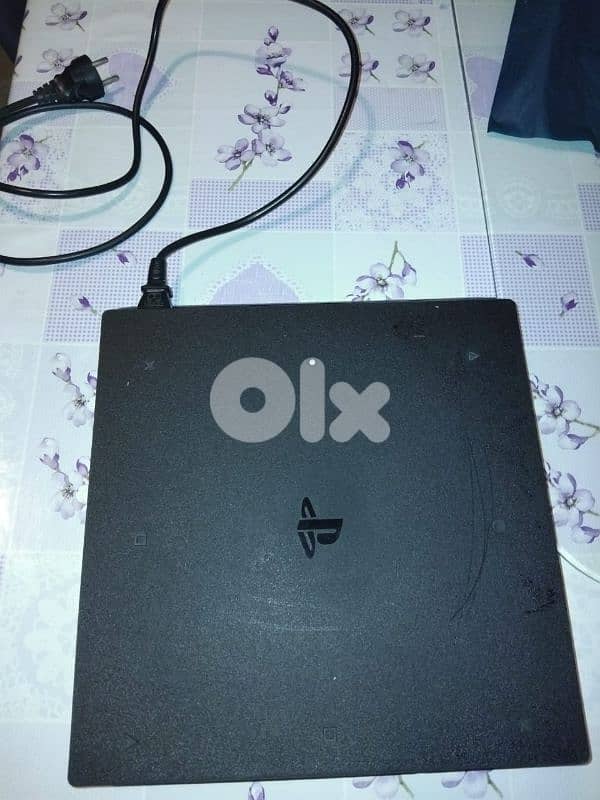 PS4 PRO 1TB , EXCELLENT CONDITION 2