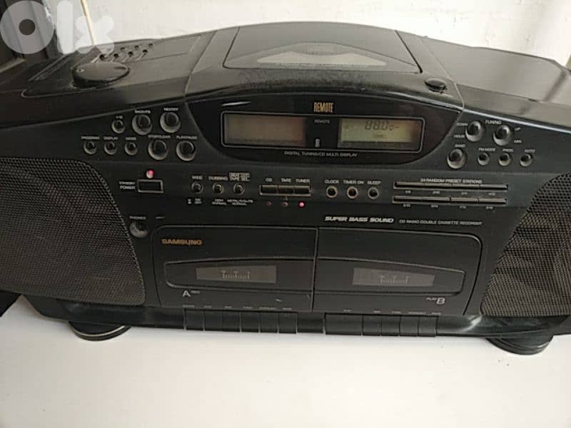 Vintage Samsung portable boombox stereo system - Not Negotiable 1