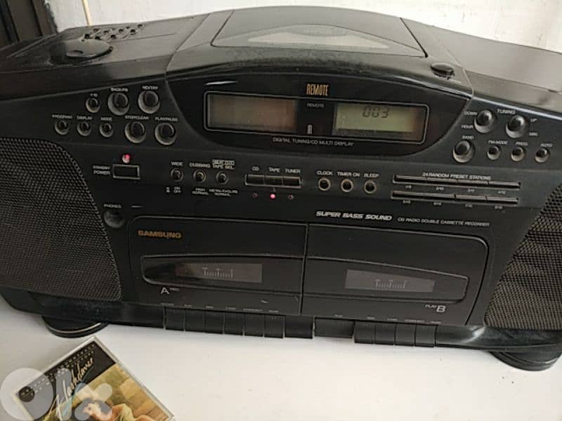 Vintage Samsung portable boombox stereo system - Not Negotiable 2