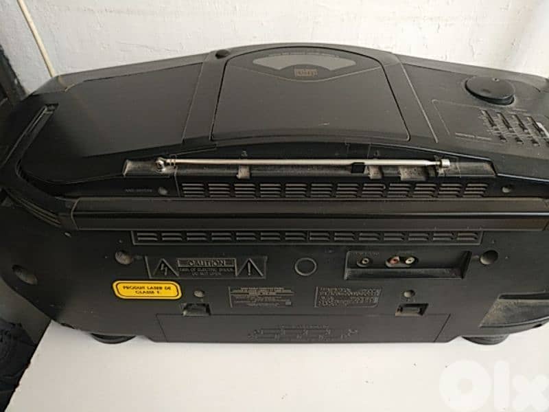 Vintage Samsung portable boombox stereo system - Not Negotiable 3