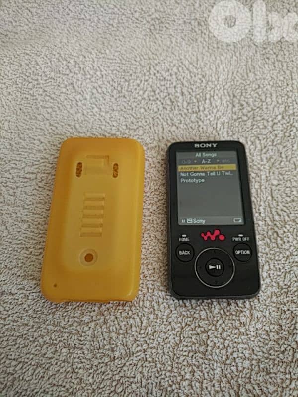 Sony Audio portable - Not Negotiable 3