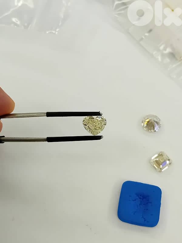 natural 3 ct. heart shape, light yellow si2 1