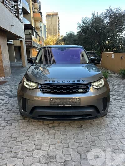 Land Rover Discovery HSE 2018 corris grey (clean carfax-71000 miles)