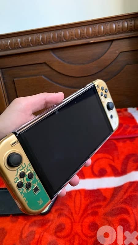 Nintendo Switch Oled Zelda Edition 6
