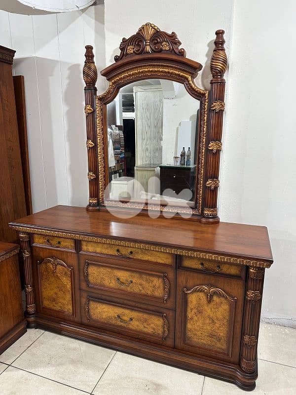 غرفة نوم ملوكيه 2