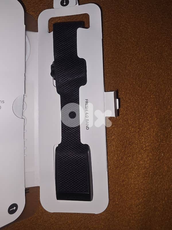 WHOOP 4.0 - WITH NEW BAND 3