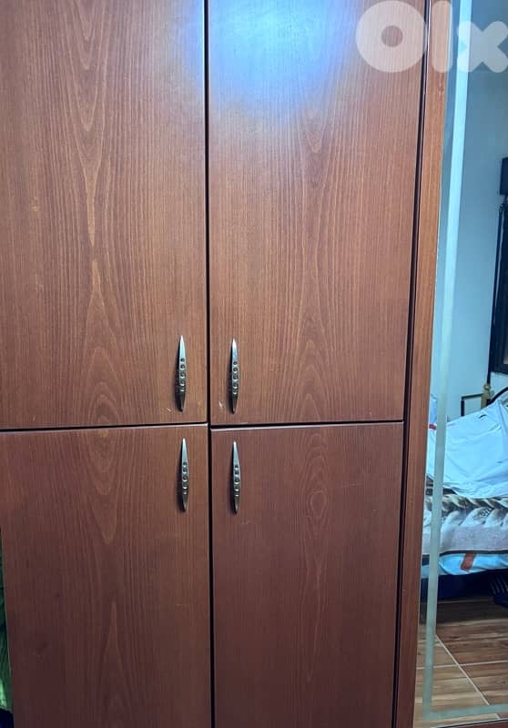 خزانة وكونسول 1