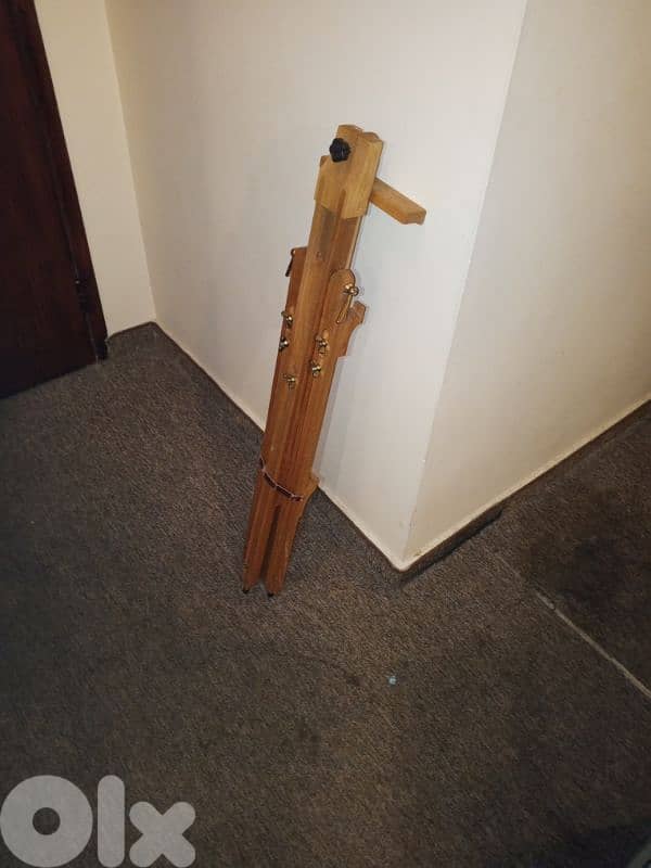 ستاند لوحة 2