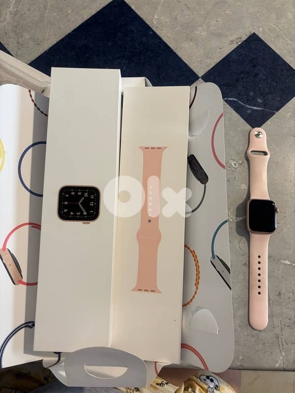 apple watch se rose gold 40mm 3